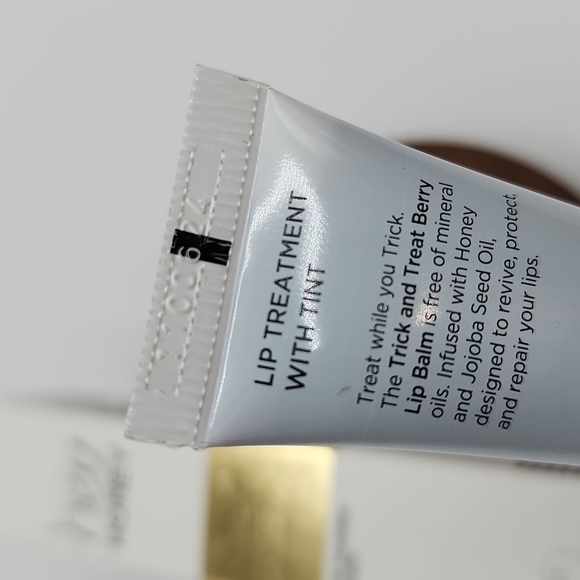 Hey Honey Trick and Treat Lip Balm- Berry Balm with Natural Tint - Picture 10 of 11